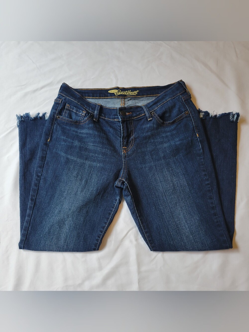 Old Navy The Sweetheart Jeans 6 Petite Frayed Hems